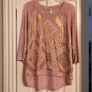 Pink and gold 3/4 length sleeve sweater